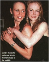 Nicole and her sister Antonia